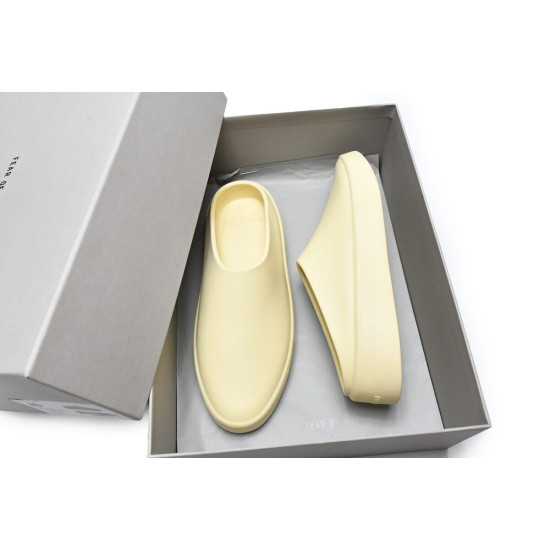 PK GOD Fear of God The California Slip-On Cream