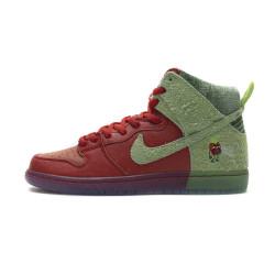 Yeezysale Nike SB Dunk High Strawberry Cough