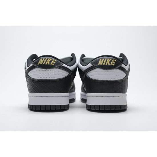 PK God Nike SB Dunk Low Supreme Black Stars