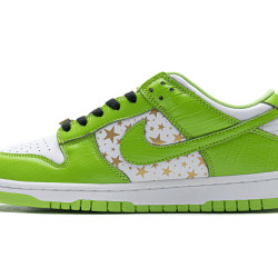 Yeezysale Nike SB Dunk Low Supreme Green Stars